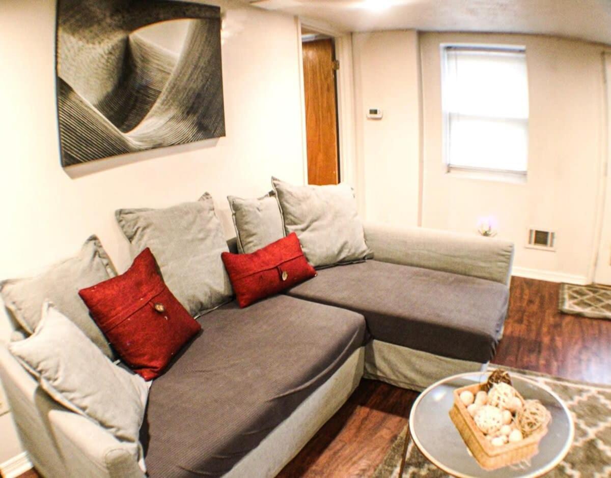 1 Bed Apt - Amazing Location 1 Block To Carson St Pittsburgh Kültér fotó