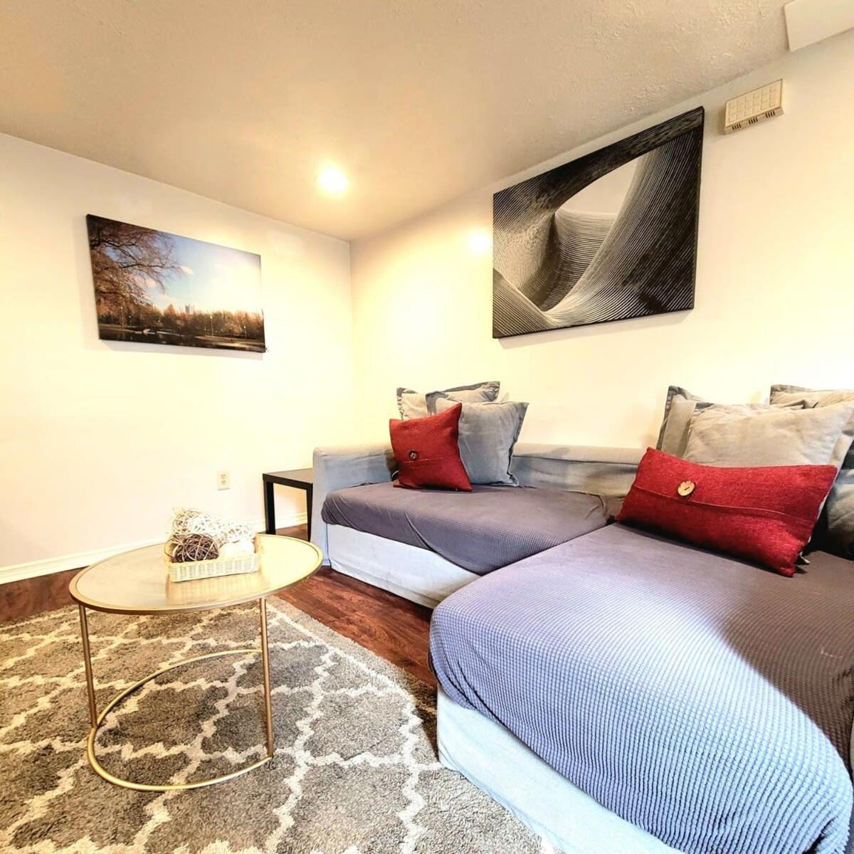 1 Bed Apt - Amazing Location 1 Block To Carson St Pittsburgh Kültér fotó